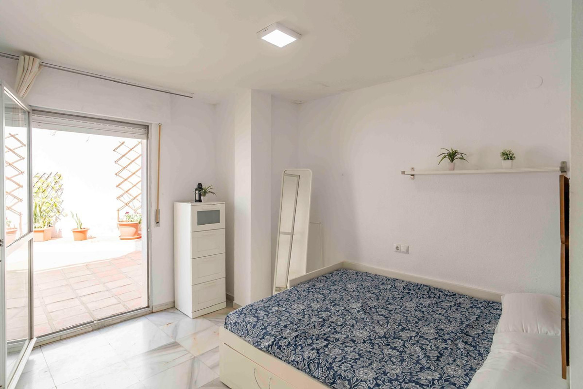 Se vende Apartamento Planta Media de 2 dormitorios en Costa Del Sol, Málaga, España