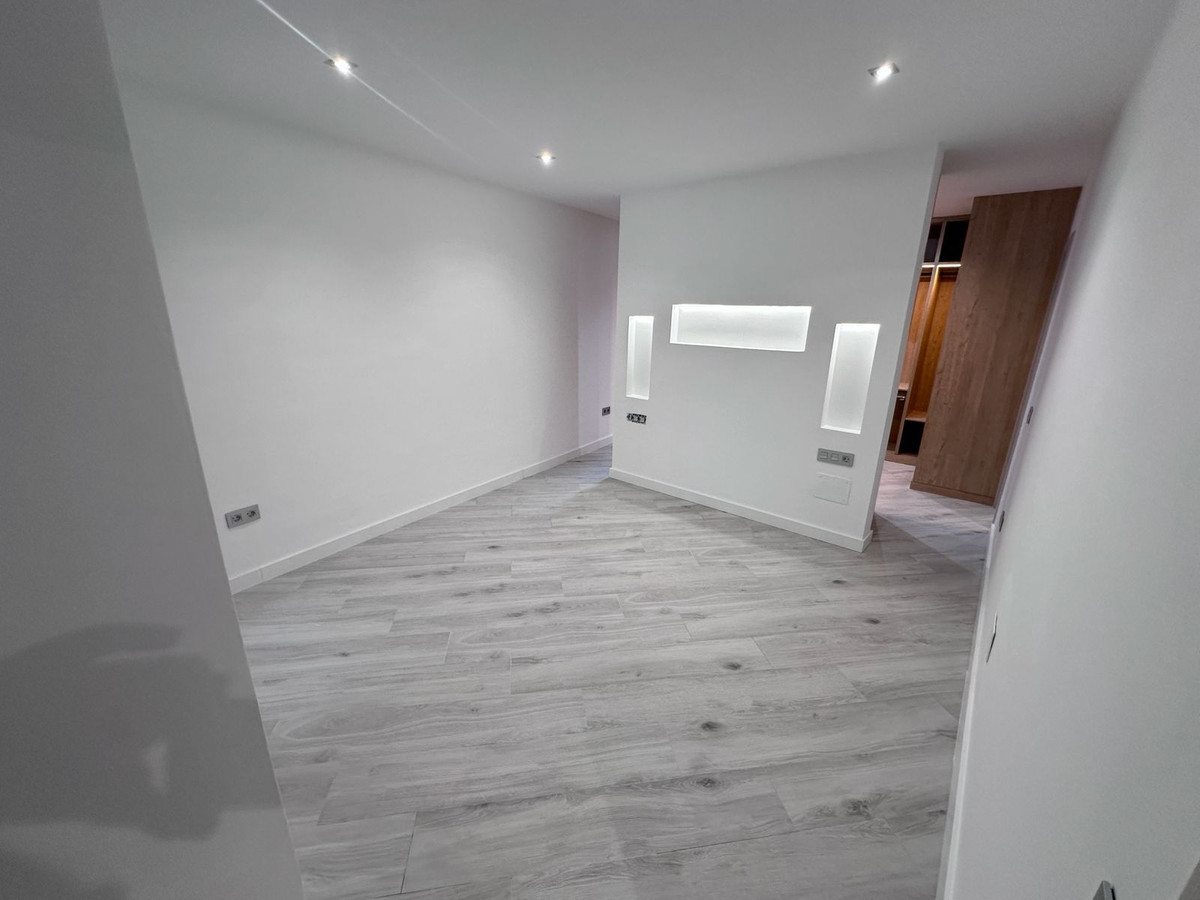 3 Bed Apartment for sale in Malagueta Málaga Ciudad, Málaga, Spain