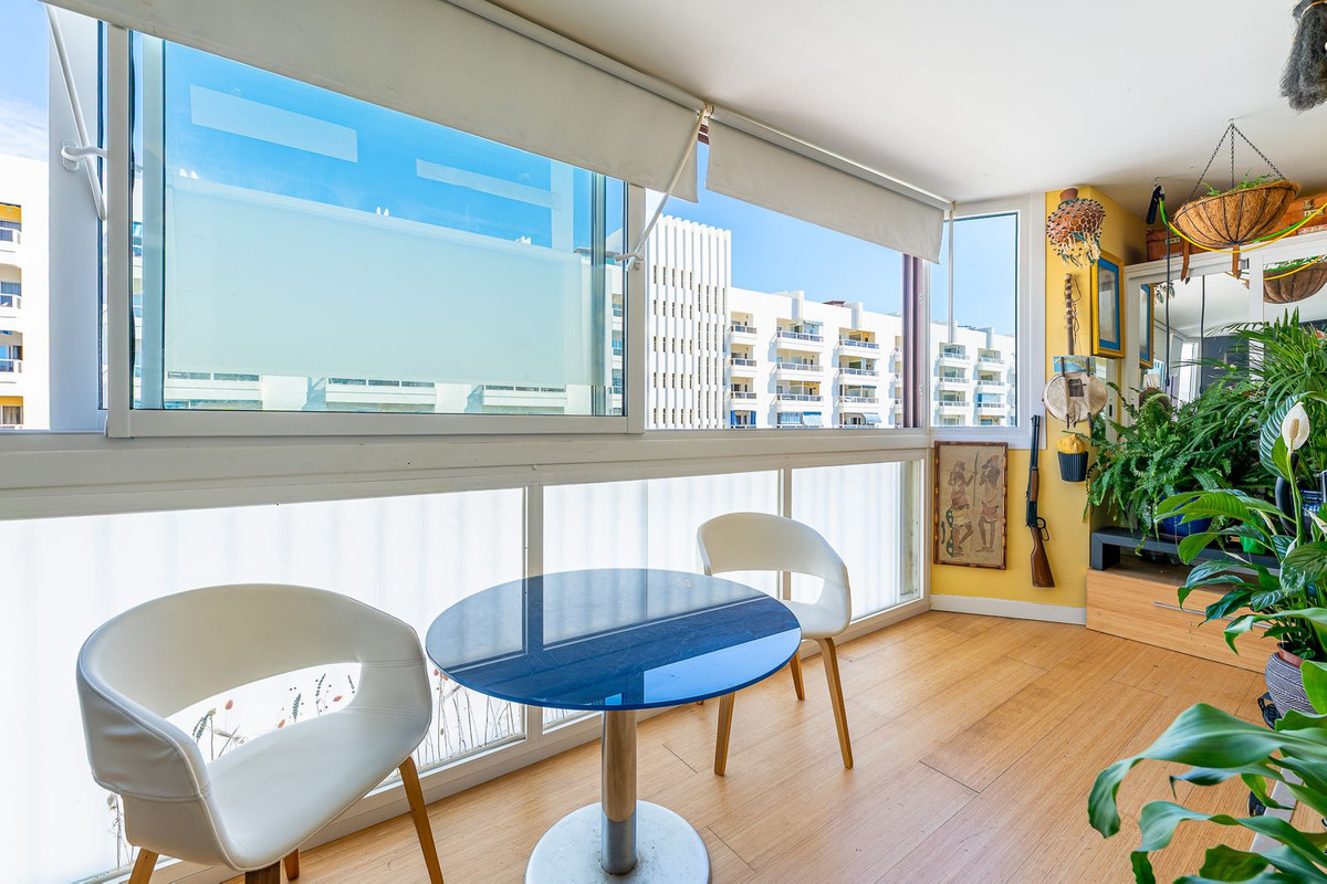 Se vende Apartamento en Planta Última de 3 dormitorios en Costa Del Sol, Málaga, España