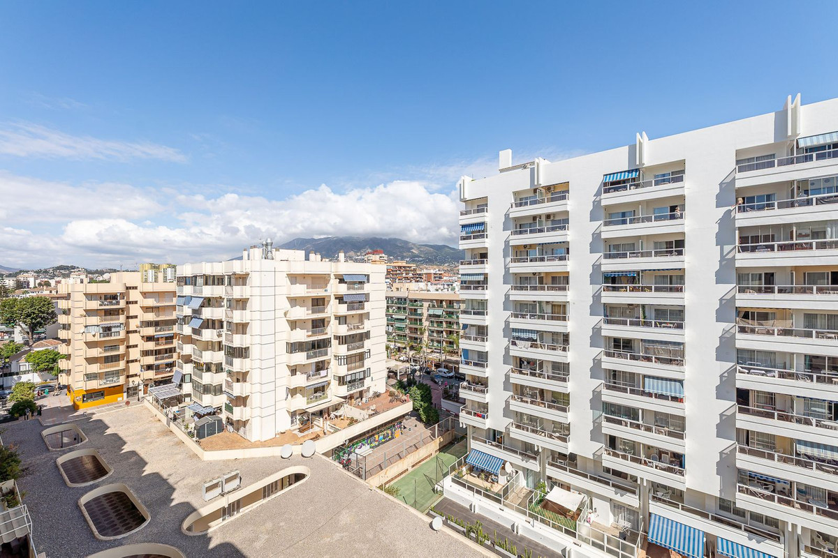 Se vende Apartamento en Planta Última de 3 dormitorios en Costa Del Sol, Málaga, España