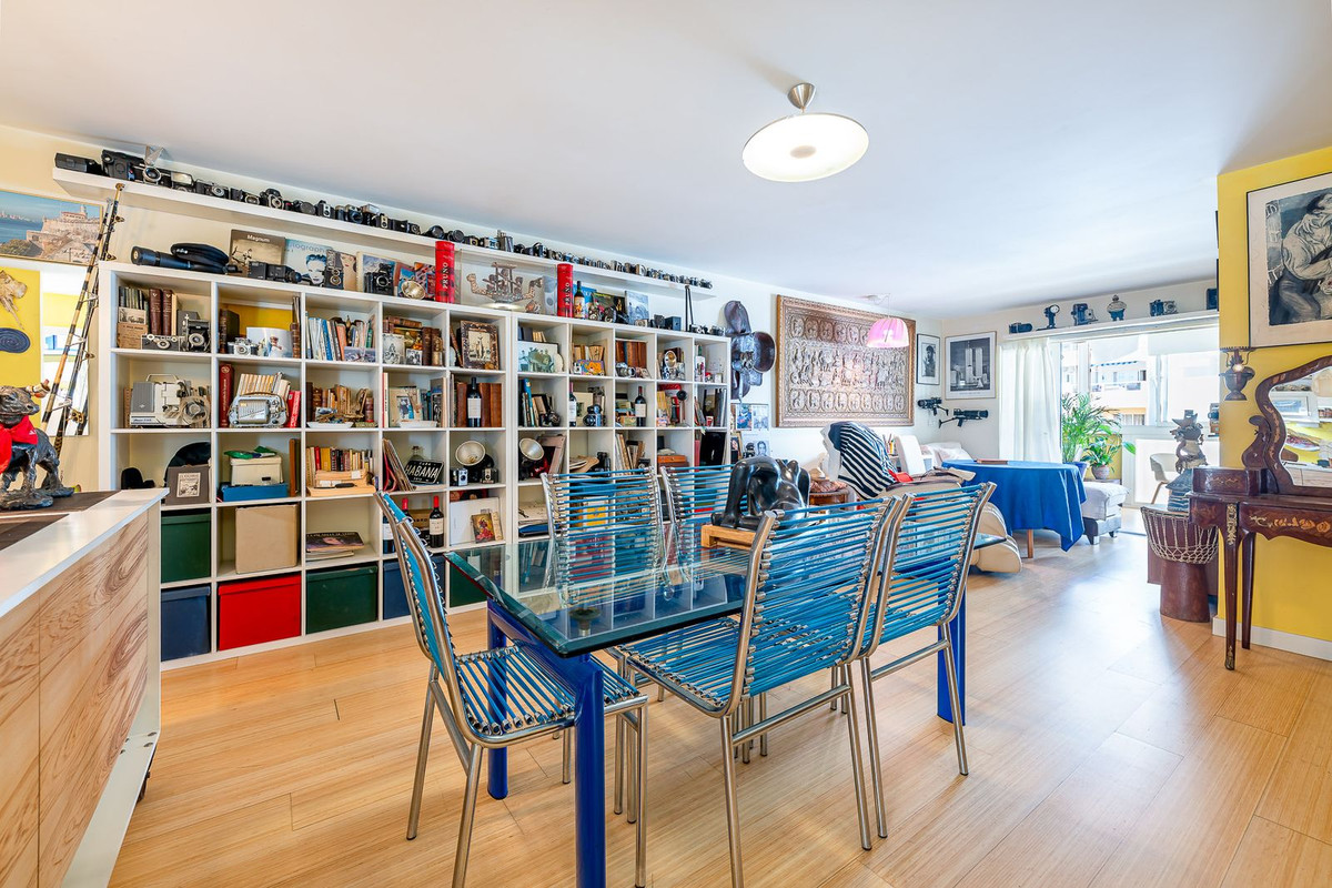 Se vende Apartamento en Planta Última de 3 dormitorios en Costa Del Sol, Málaga, España