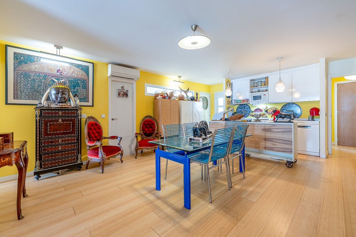 Se vende Apartamento en Planta Última de 3 dormitorios en Costa Del Sol, Málaga, España