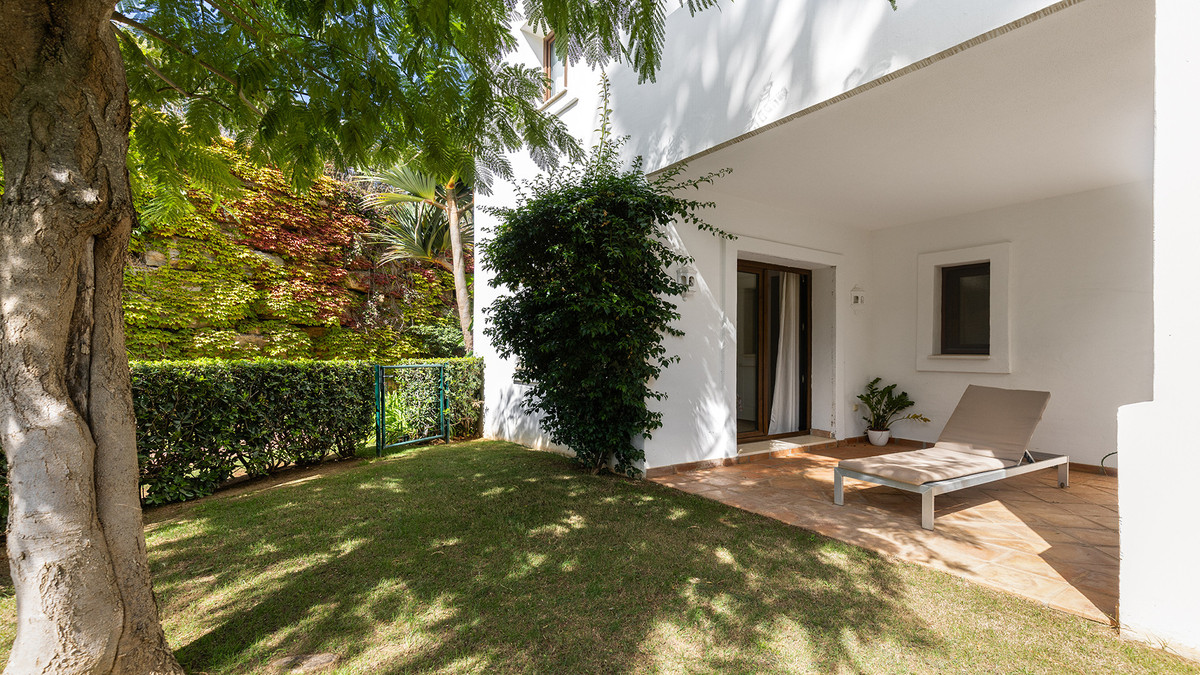 3 Bed Apartment for sale in Casares Costa Del Sol, Málaga, Spain
