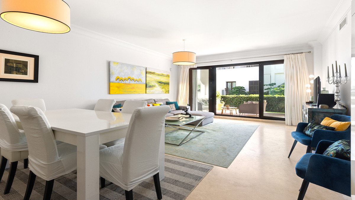 3 Bed Apartment for sale in Casares Costa Del Sol, Málaga, Spain