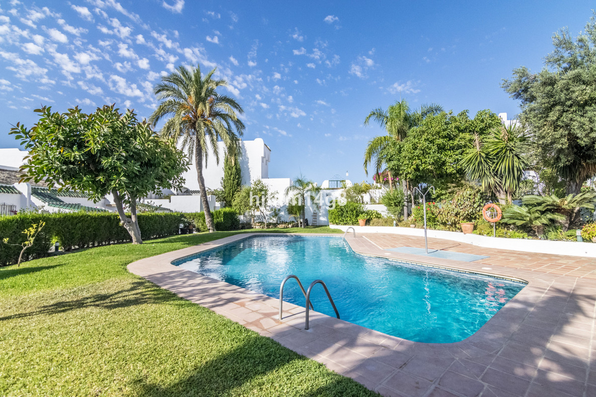 3 Bed Townhouse for sale in La Colina Costa Del Sol, Málaga, Spain