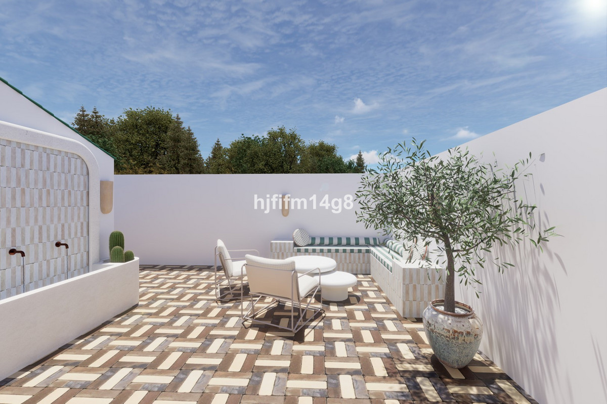 3 Bed Townhouse for sale in La Colina Costa Del Sol, Málaga, Spain