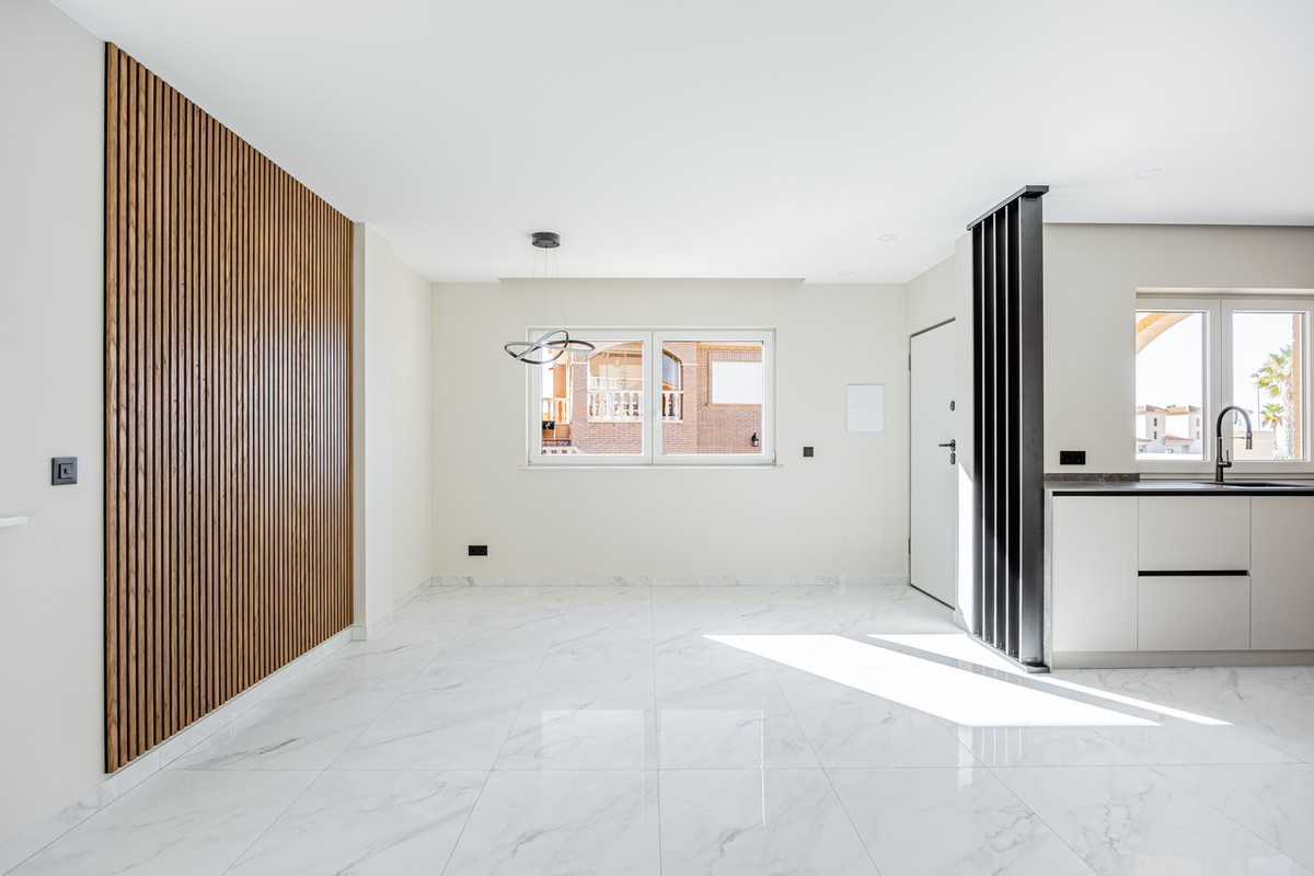 4 Bed Townhouse for sale in Rojales Costa Blanca, Alicante, Spain