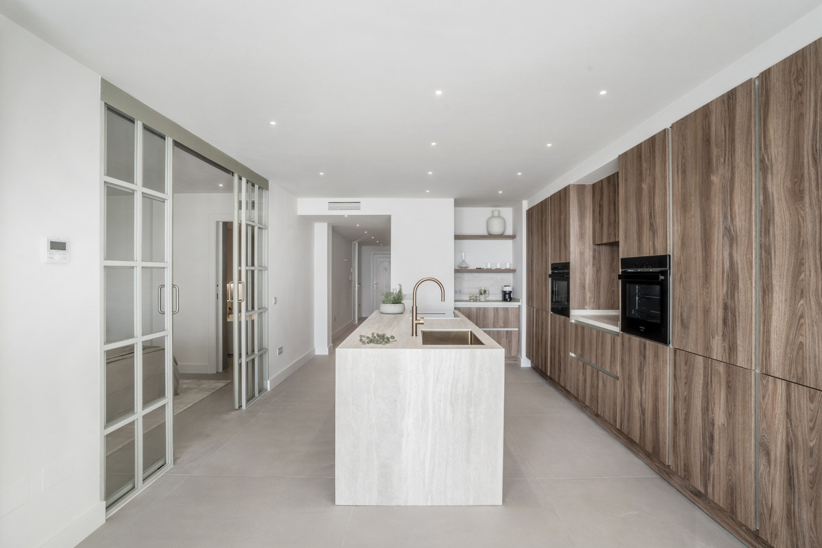 Se vende Apartamento Planta Baja de 3 dormitorios en Costa Del Sol, Málaga, España