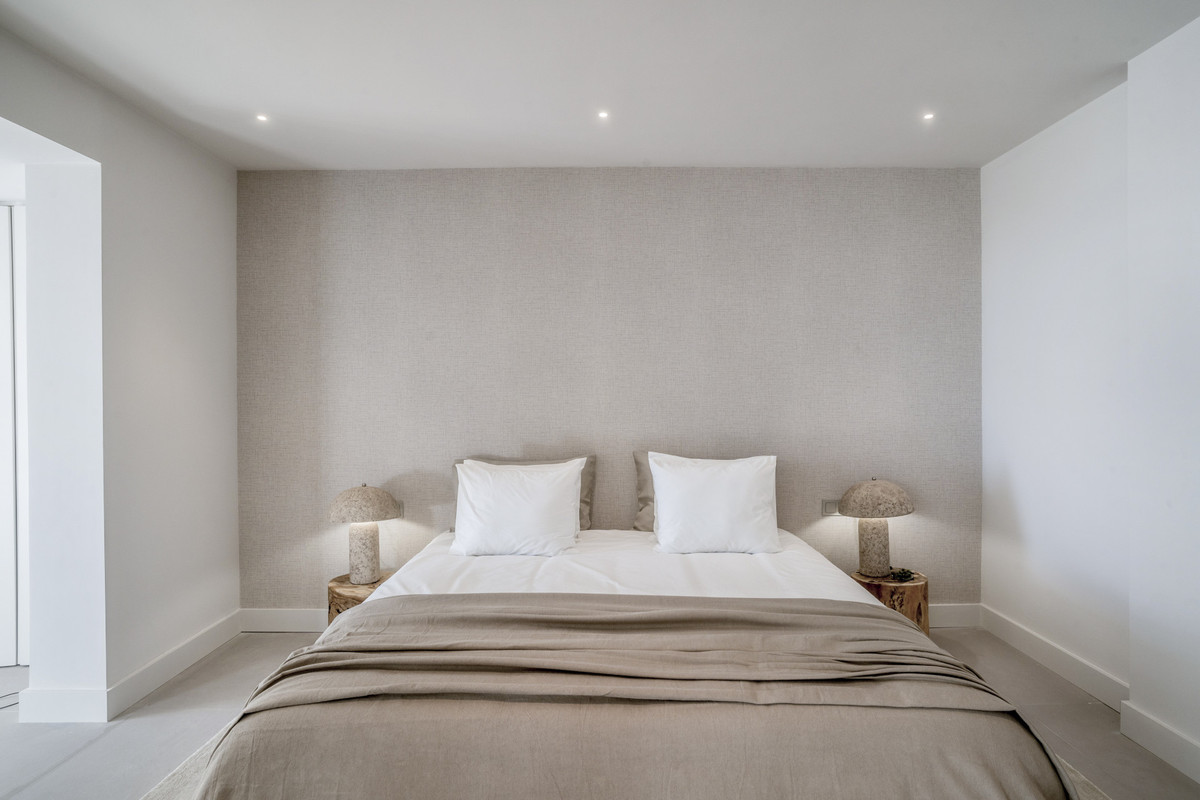 Se vende Apartamento Planta Baja de 3 dormitorios en Costa Del Sol, Málaga, España
