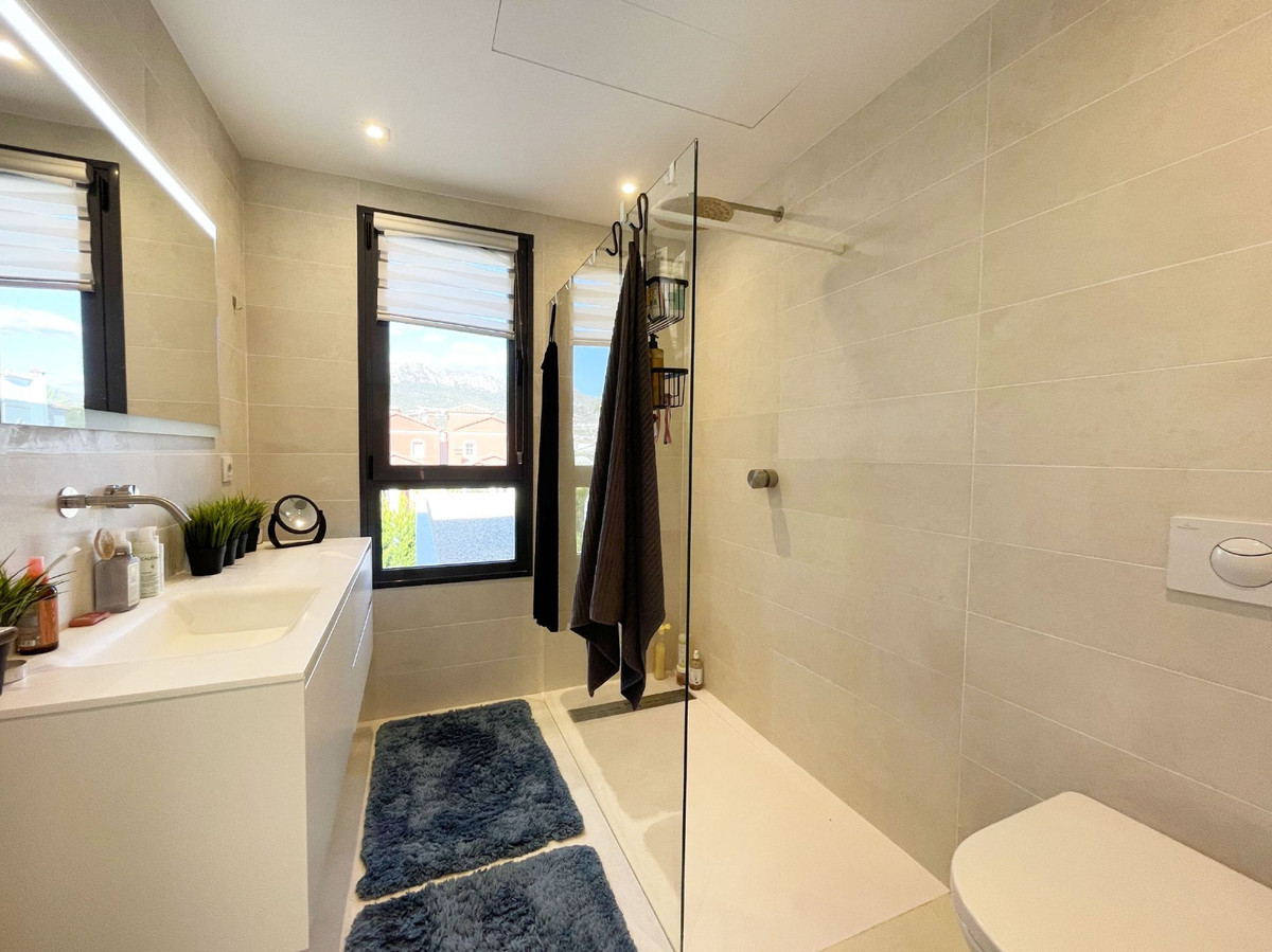 2 Bed Townhouse for sale in Calpe Costa Blanca, Alicante, Spain