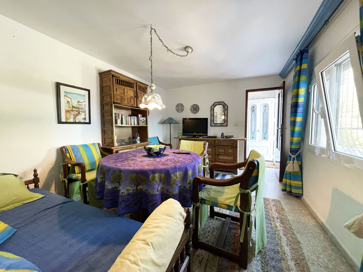 5 Bed Townhouse for sale in Calpe Costa Blanca, Alicante, Spain