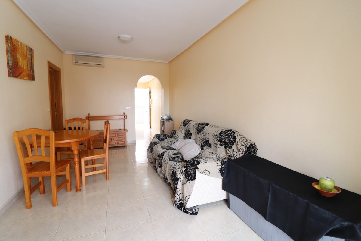 Se vende Apartamento Planta Media de 2 dormitorios en Costa Blanca, Alicante, España