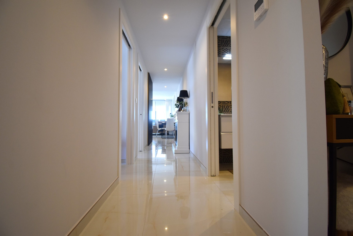 Se vende Apartamento Planta Media de 3 dormitorios en Costa Blanca, Alicante, España