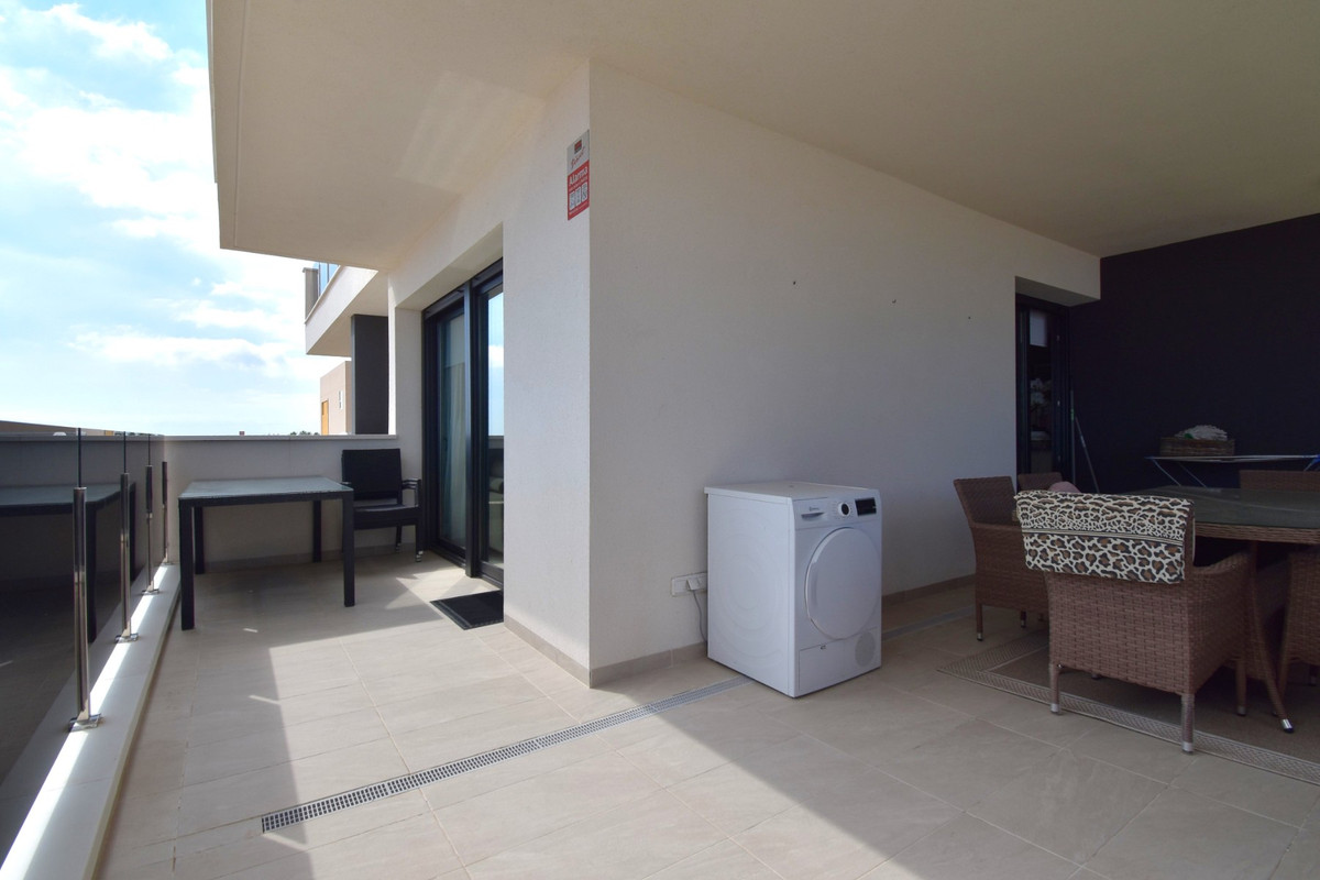 Se vende Apartamento Planta Media de 3 dormitorios en Costa Blanca, Alicante, España