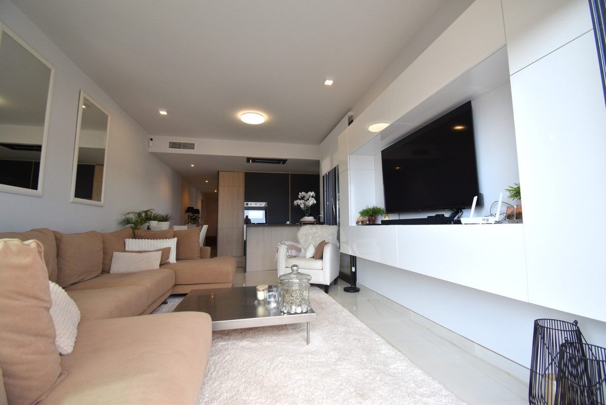 Se vende Apartamento Planta Media de 3 dormitorios en Costa Blanca, Alicante, España