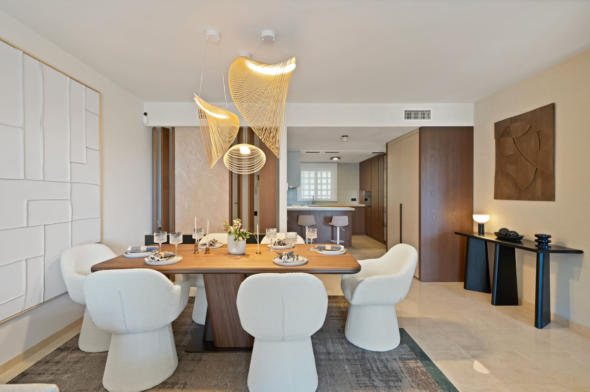 Se vende Apartamento Planta Media de 2 dormitorios en Costa Del Sol, Málaga, España