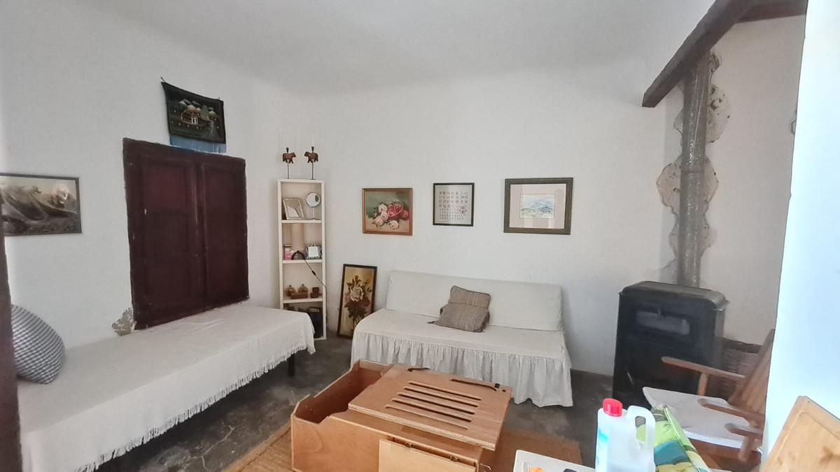 6 Bed Townhouse for sale in Monforte Del Cid Costa Blanca, Alicante, Spain