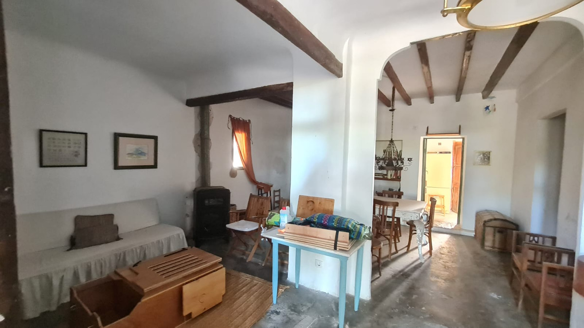 6 Bed Townhouse for sale in Monforte Del Cid Costa Blanca, Alicante, Spain