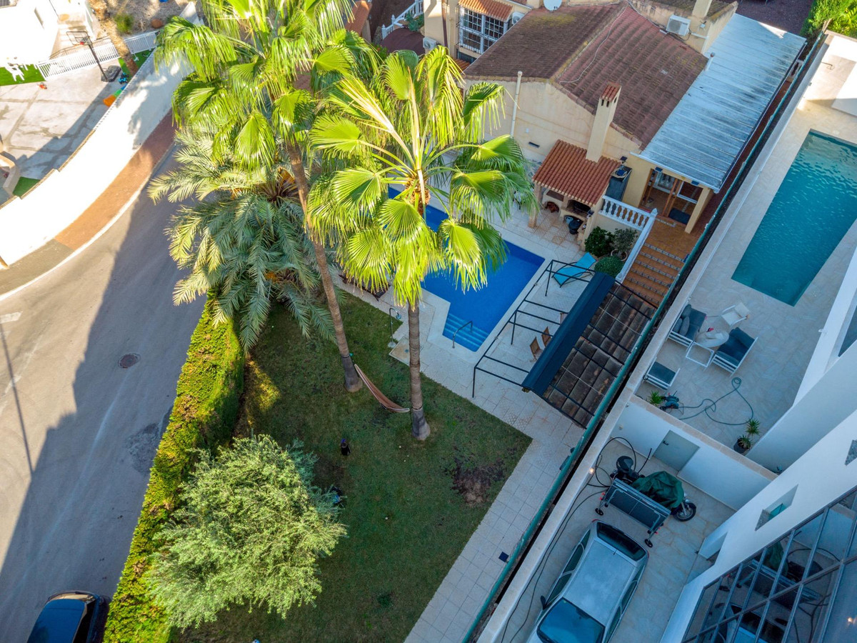 Se vende Villa - Chalet de 4 dormitorios en Costa Blanca, Alicante, España