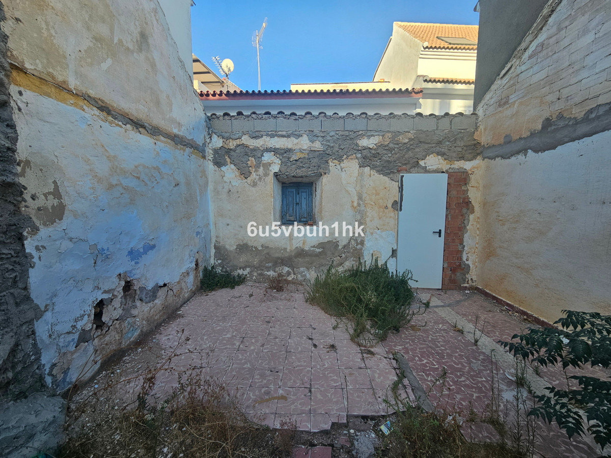 Se vende Terreno Rustico  en Costa Del Sol, Málaga, España