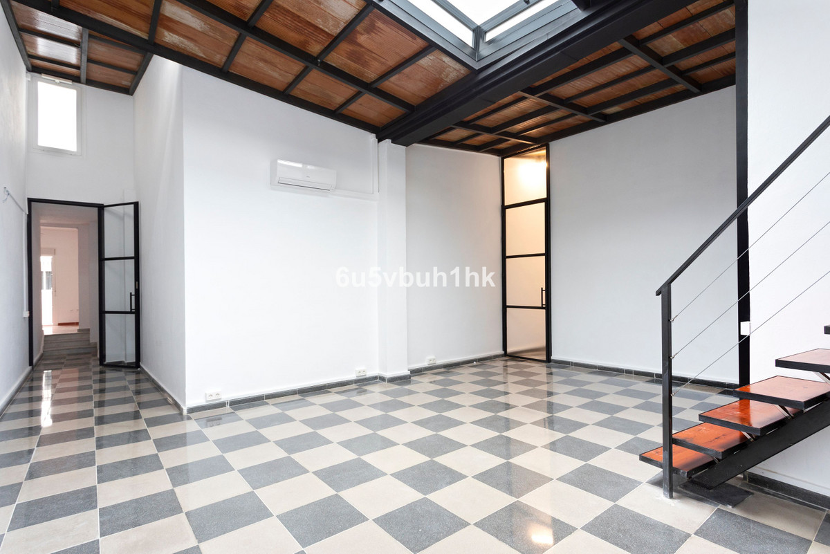 Se vende Oficina de 1 dormitorios en Costa Del Sol, Málaga, España