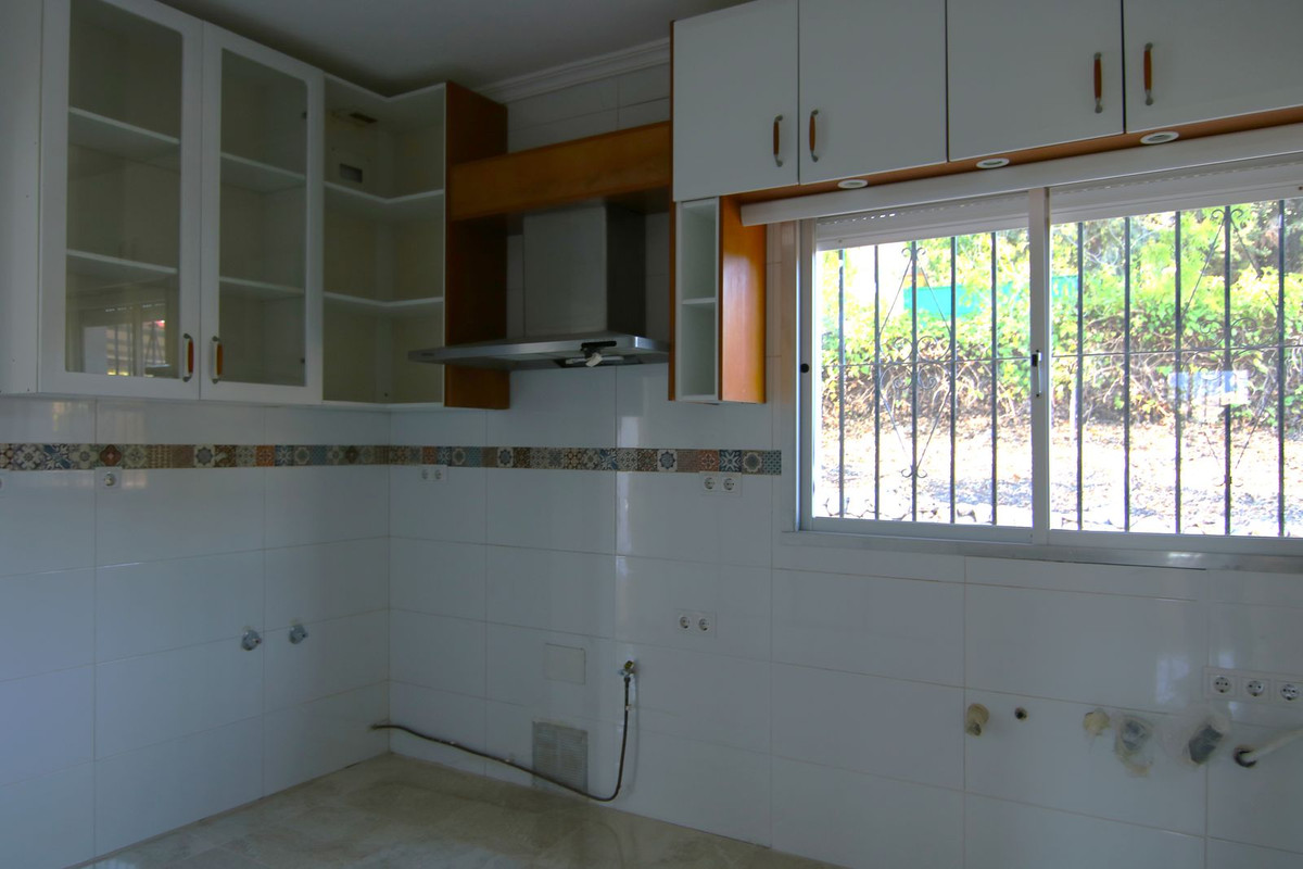 Se vende Villa - Chalet de 3 dormitorios en Costa Del Sol, Málaga, España