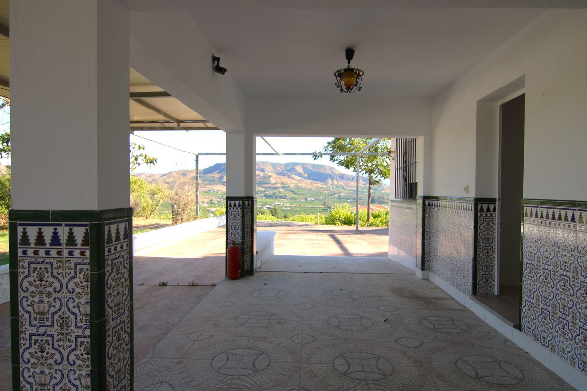Se vende Villa - Chalet de 3 dormitorios en Costa Del Sol, Málaga, España