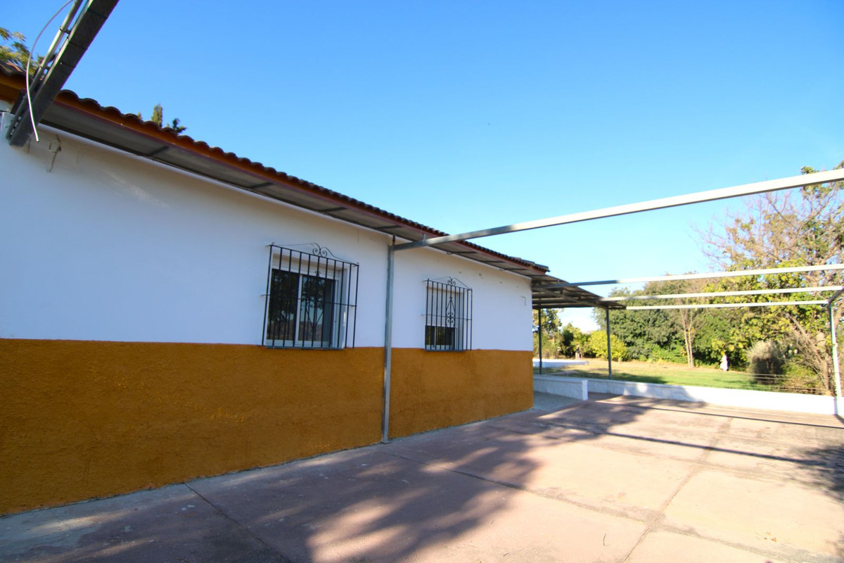 Se vende Villa - Chalet de 3 dormitorios en Costa Del Sol, Málaga, España