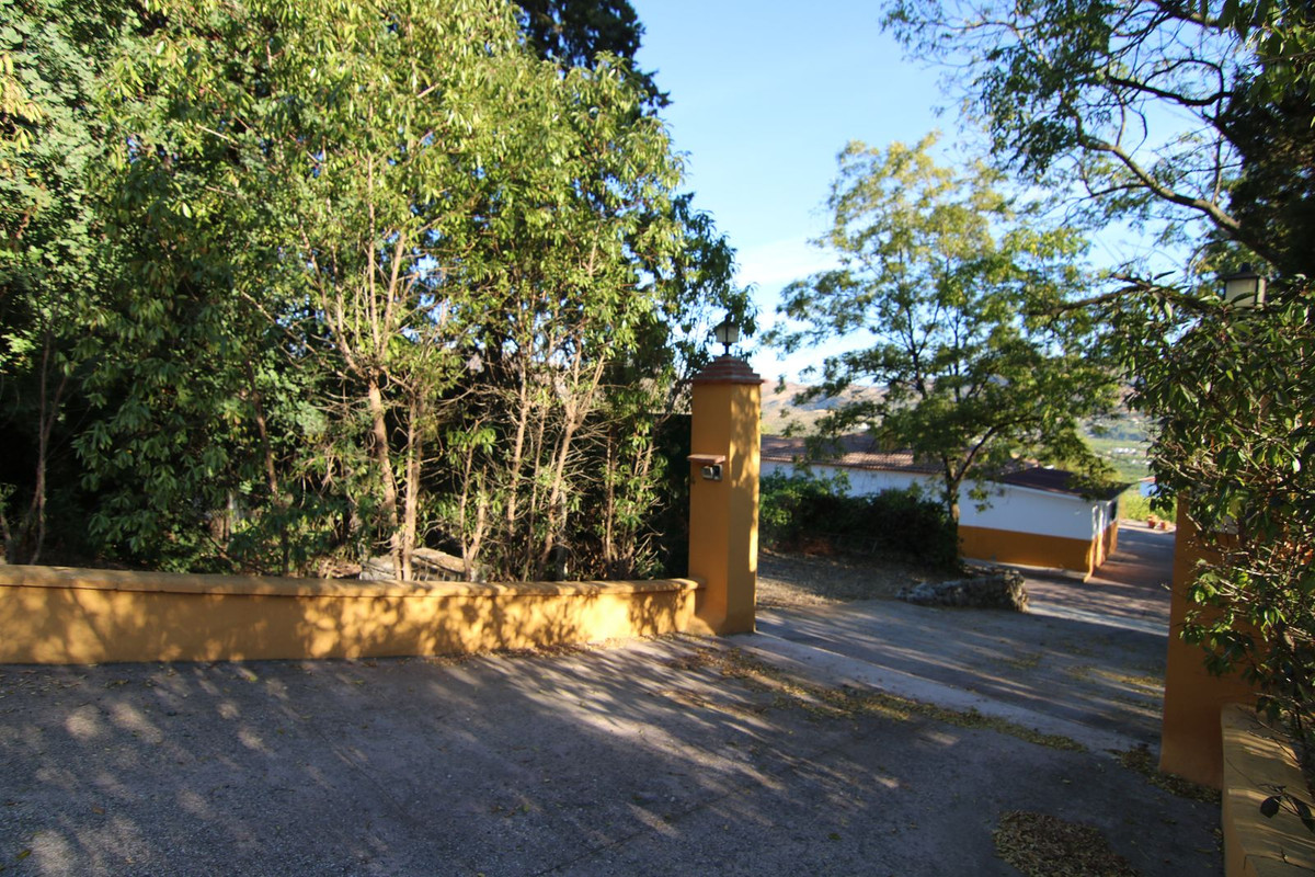 Se vende Villa - Chalet de 3 dormitorios en Costa Del Sol, Málaga, España