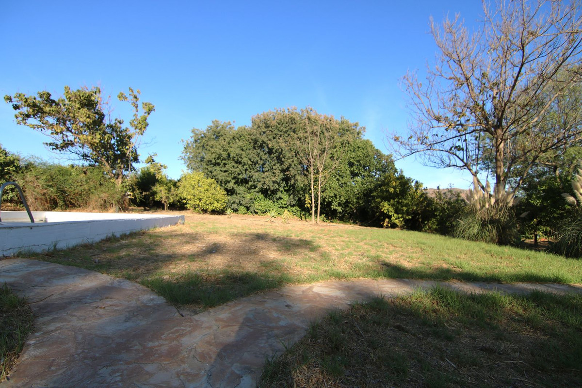 Se vende Villa - Chalet de 3 dormitorios en Costa Del Sol, Málaga, España