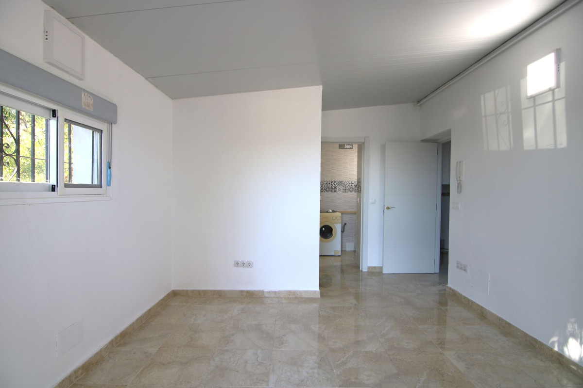 Se vende Villa - Chalet de 3 dormitorios en Costa Del Sol, Málaga, España