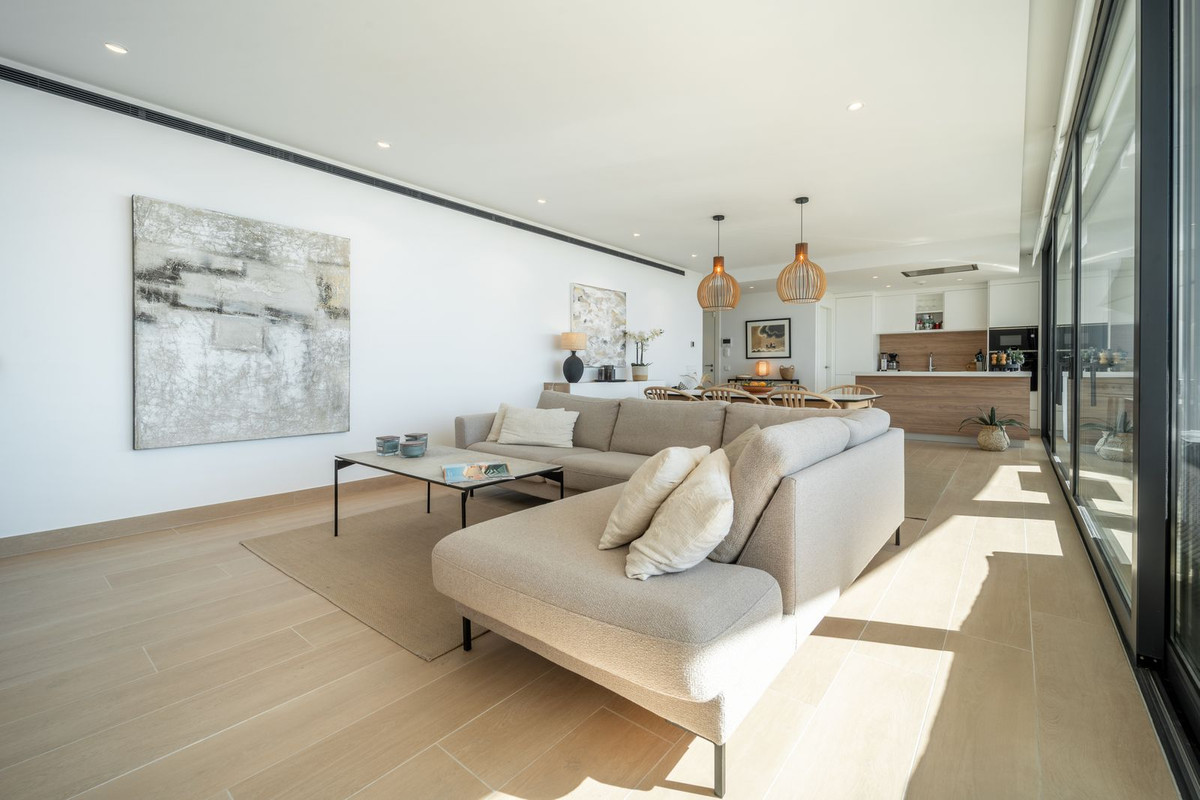 Se vende Apartamento Planta Media de 4 dormitorios en Costa Del Sol, Málaga, España
