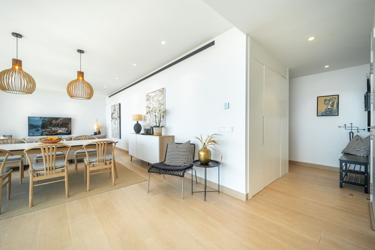 Se vende Apartamento Planta Media de 4 dormitorios en Costa Del Sol, Málaga, España