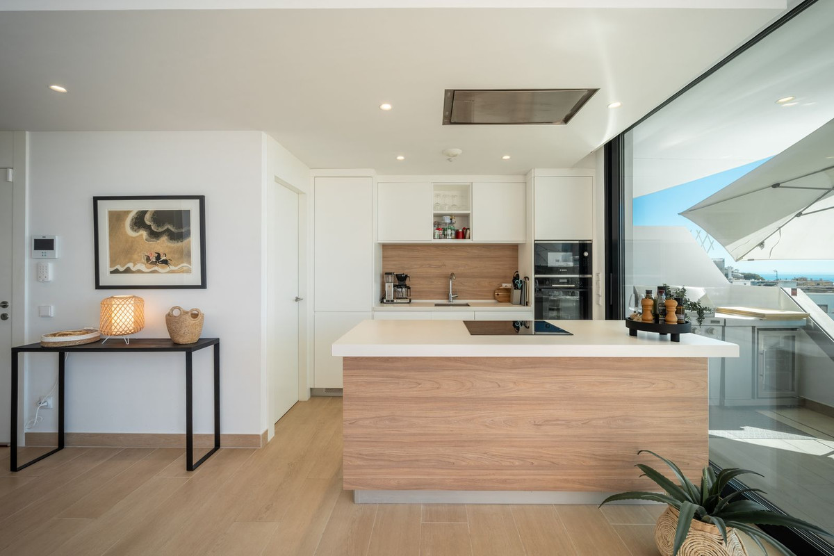 Se vende Apartamento Planta Media de 4 dormitorios en Costa Del Sol, Málaga, España