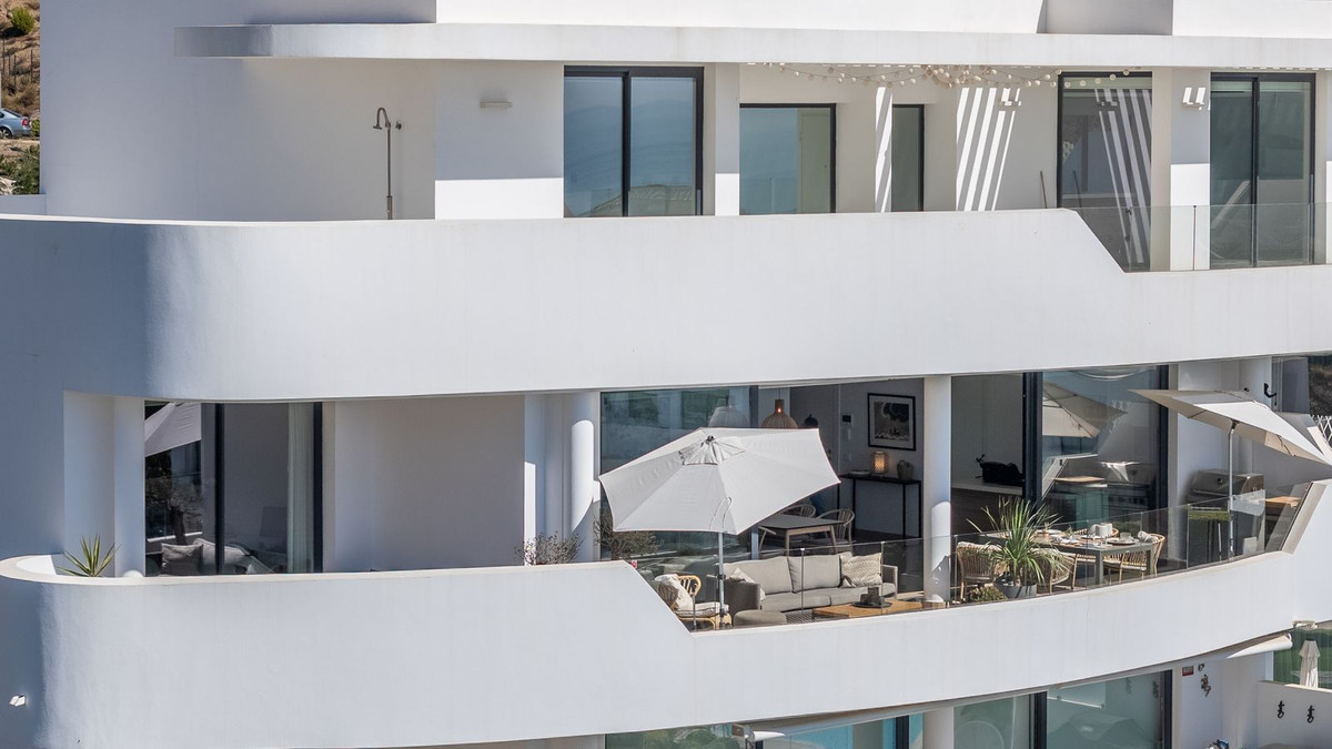 Se vende Apartamento Planta Media de 4 dormitorios en Costa Del Sol, Málaga, España