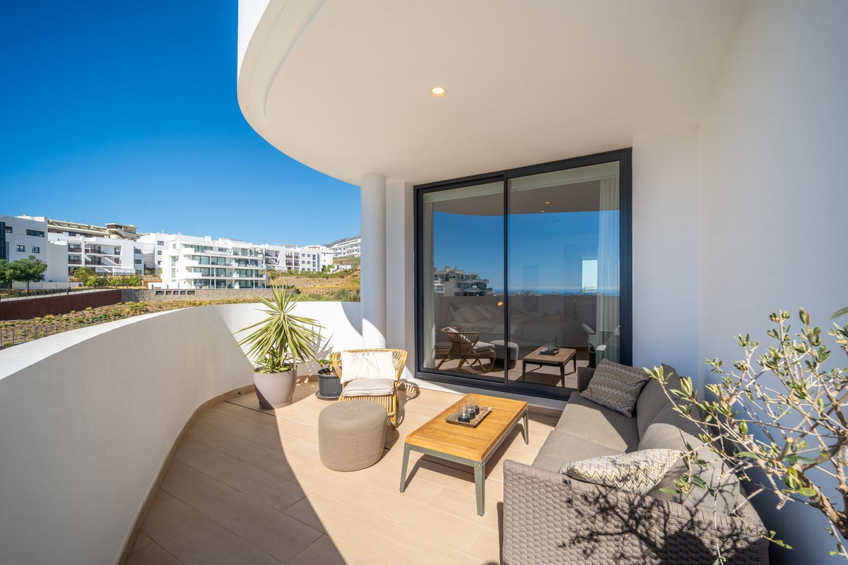 Se vende Apartamento Planta Media de 4 dormitorios en Costa Del Sol, Málaga, España