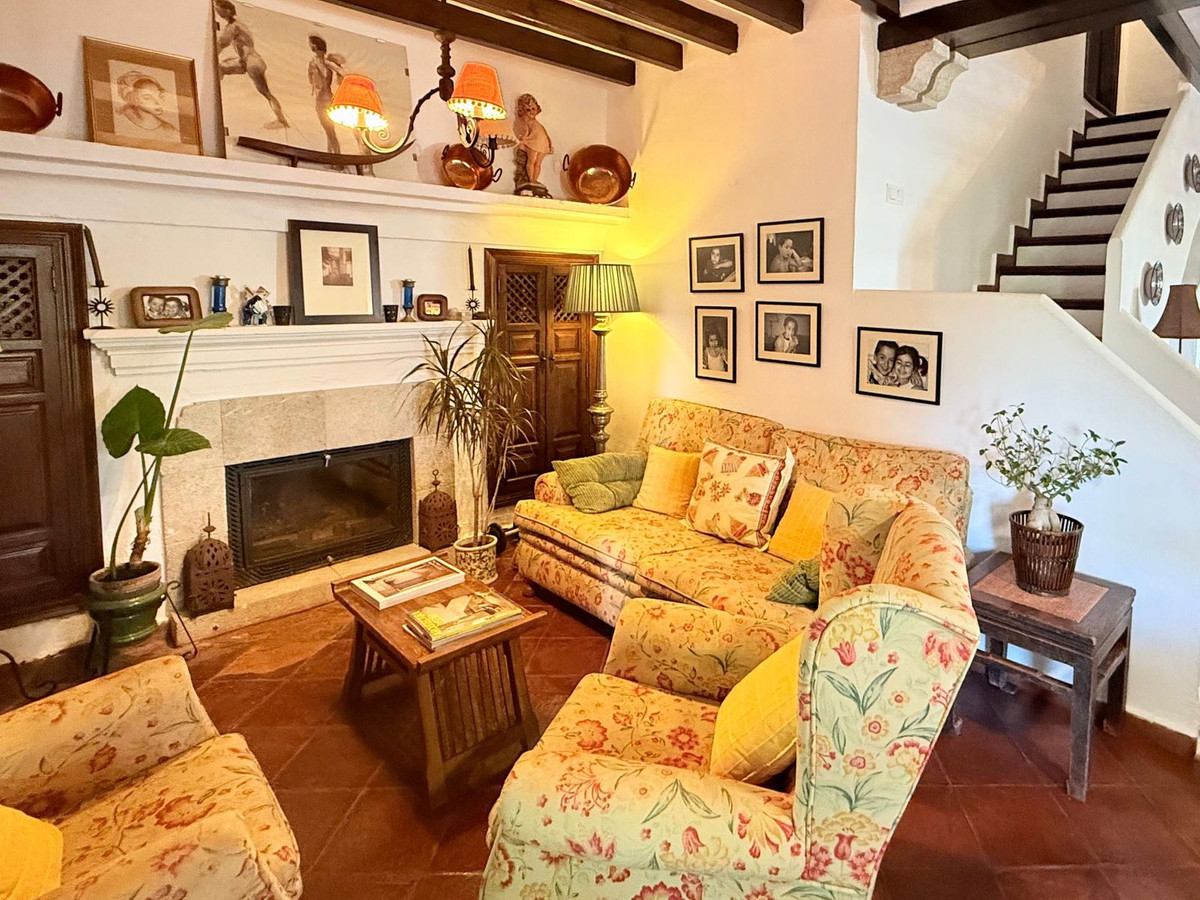 3 Bed Townhouse for sale in Alora Costa Del Sol, Málaga, Spain