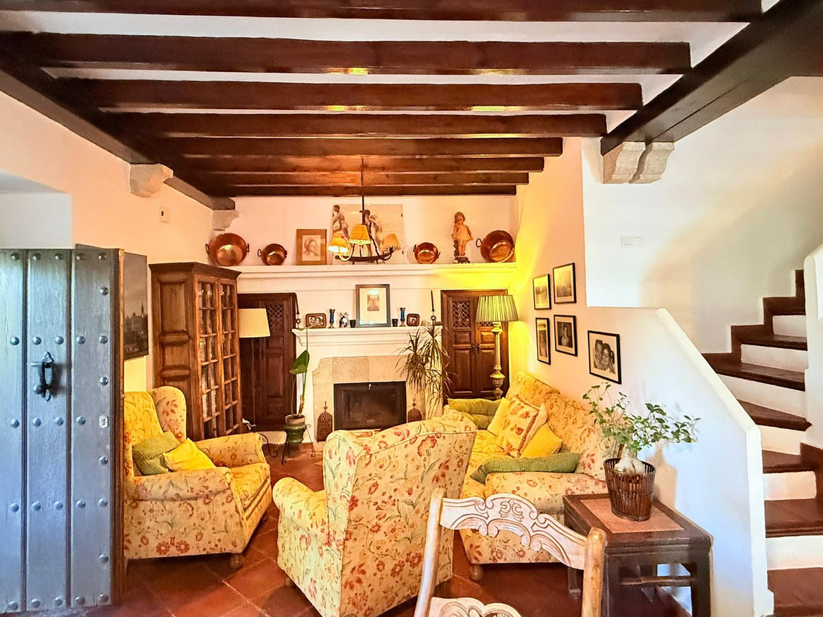 3 Bed Townhouse for sale in Alora Costa Del Sol, Málaga, Spain