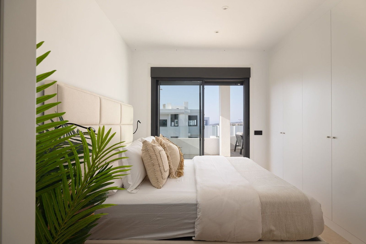 Se vende Apartamento Planta Baja de 2 dormitorios en Costa Del Sol, Málaga, España