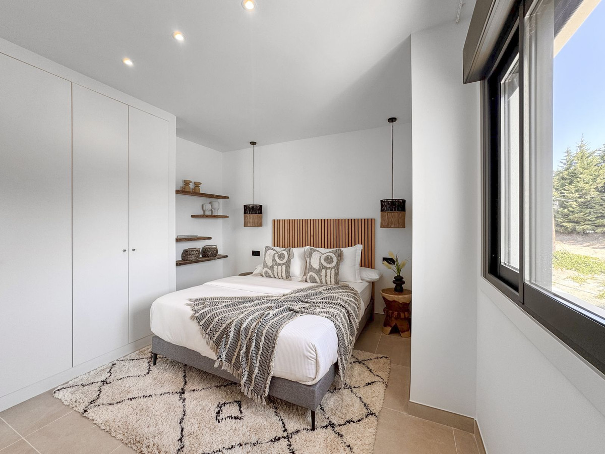 Se vende Apartamento Planta Baja de 2 dormitorios en Costa Del Sol, Málaga, España