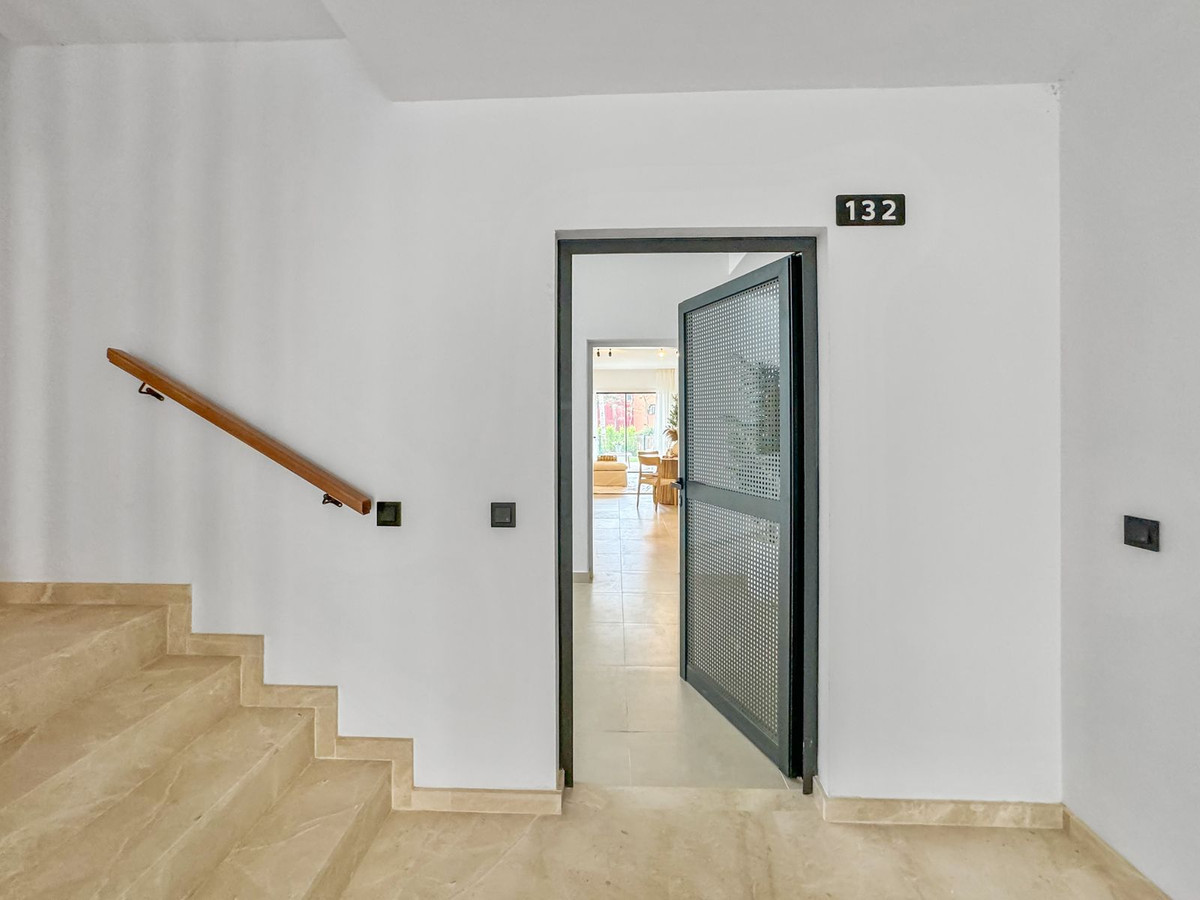 Se vende Apartamento Planta Baja de 2 dormitorios en Costa Del Sol, Málaga, España