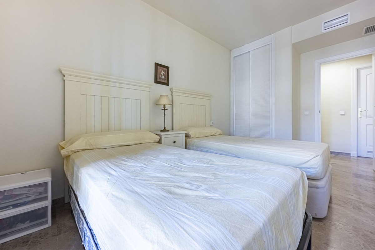 3 Bed Apartment for sale in San Pedro De Alcántara Costa Del Sol, Málaga, Spain