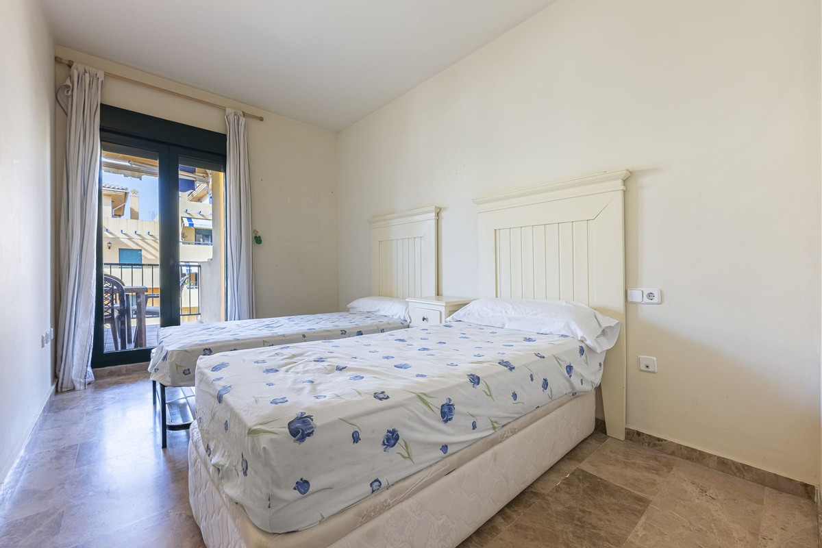 3 Bed Apartment for sale in San Pedro De Alcántara Costa Del Sol, Málaga, Spain