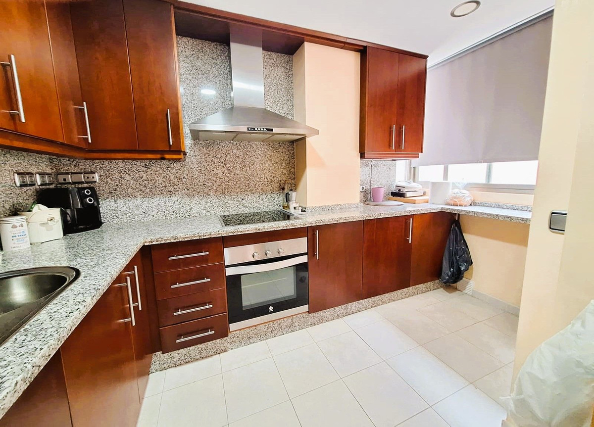 3 Bed Apartment for sale in El Pinillo Costa Del Sol, Málaga, Spain