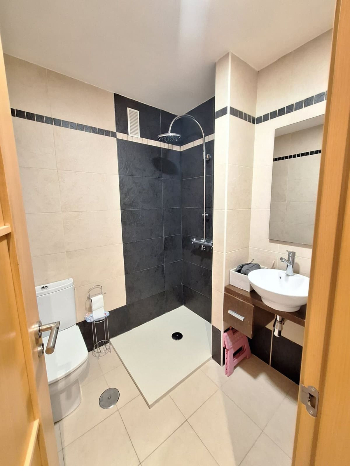 3 Bed Apartment for sale in El Pinillo Costa Del Sol, Málaga, Spain
