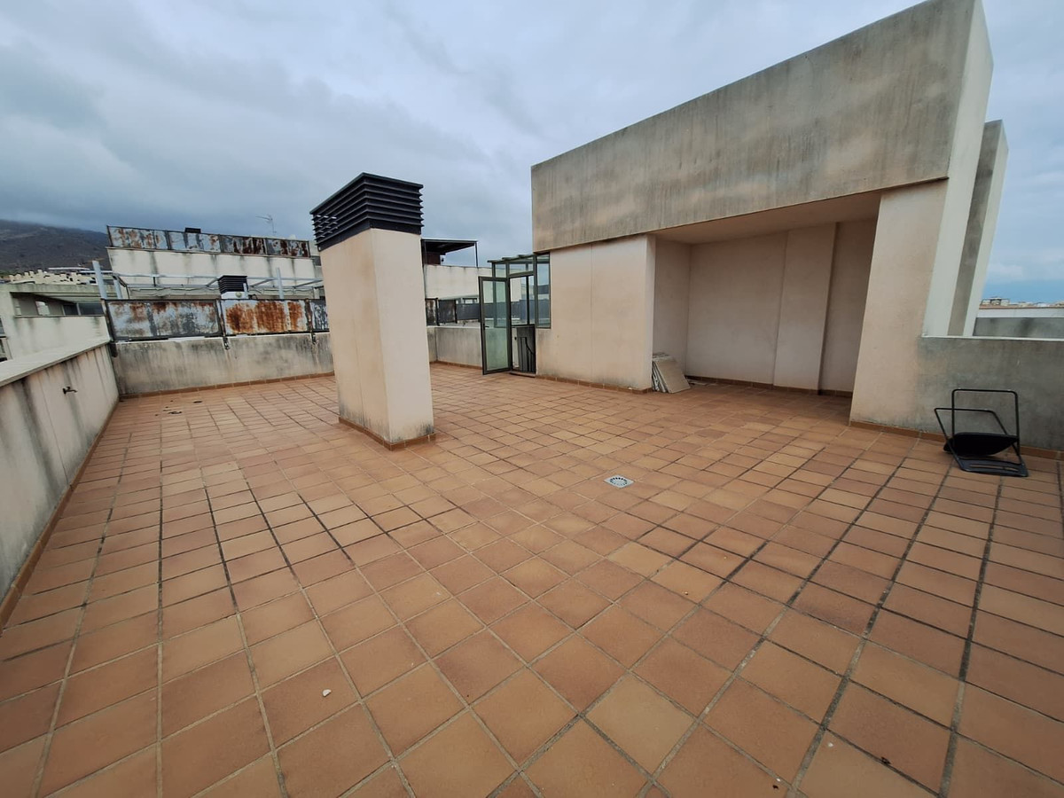 3 Bed Apartment for sale in El Pinillo Costa Del Sol, Málaga, Spain