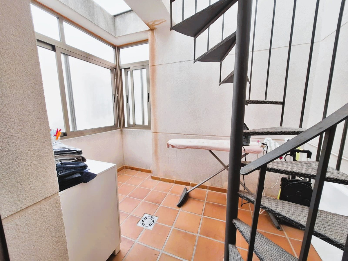 3 Bed Apartment for sale in El Pinillo Costa Del Sol, Málaga, Spain