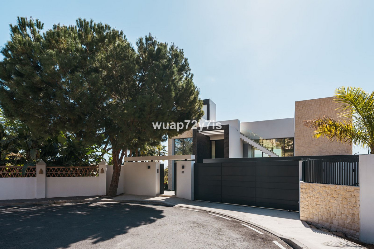 Se vende Villa - Chalet de 4 dormitorios en Costa Del Sol, Málaga, España