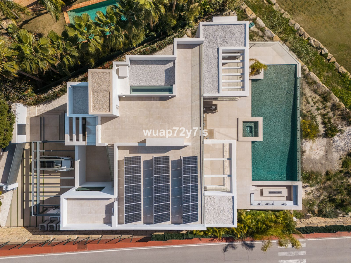 Se vende Villa - Chalet de 4 dormitorios en Costa Del Sol, Málaga, España