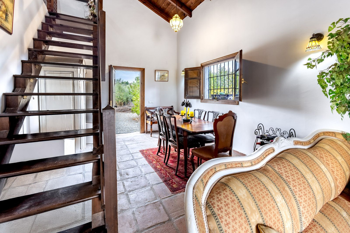 Se vende Finca - Cortijo de 3 dormitorios en Costa Del Sol, Málaga, España